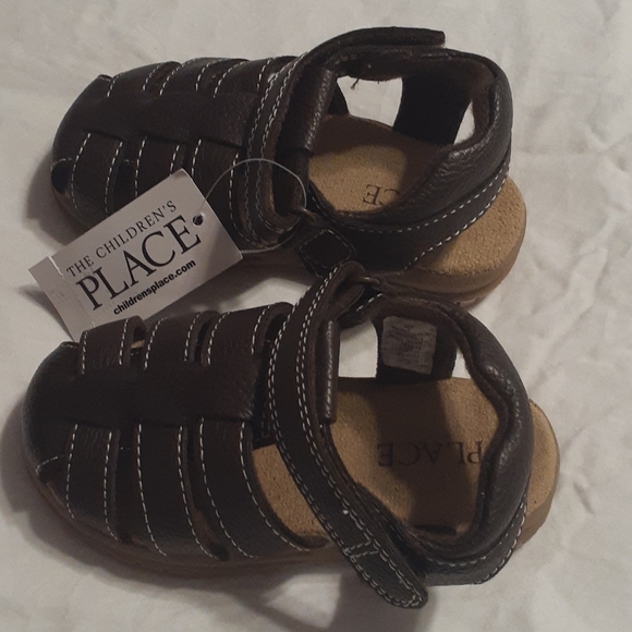 Children's place tobbler  slipper - Picture 3 of 8